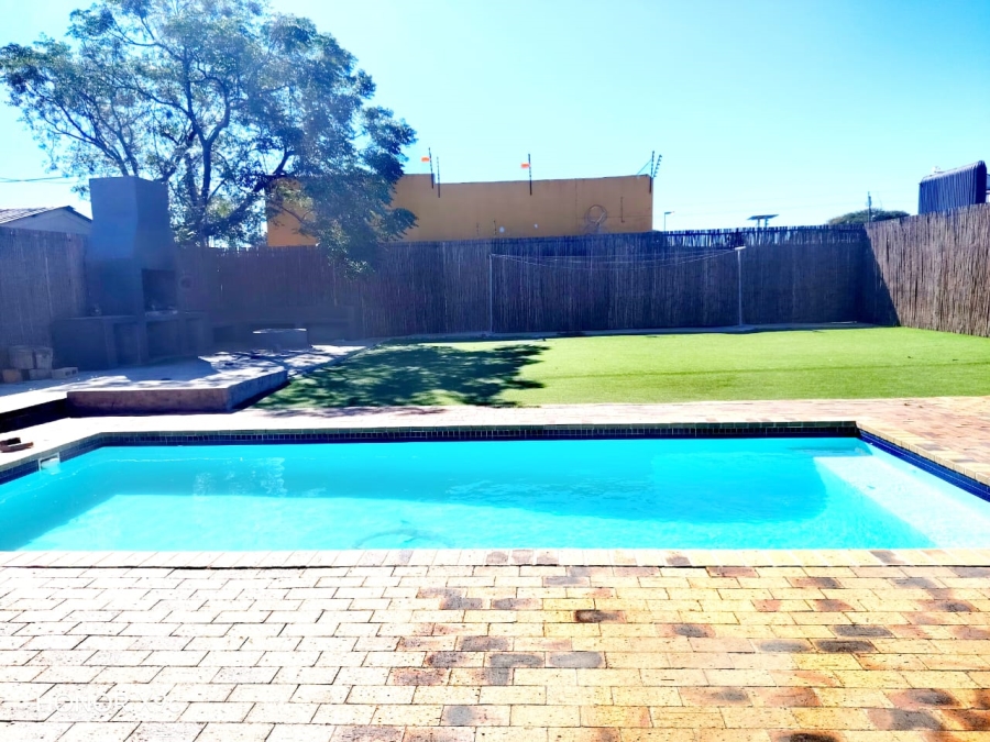 3 Bedroom Property for Sale in Russels Rest Western Cape